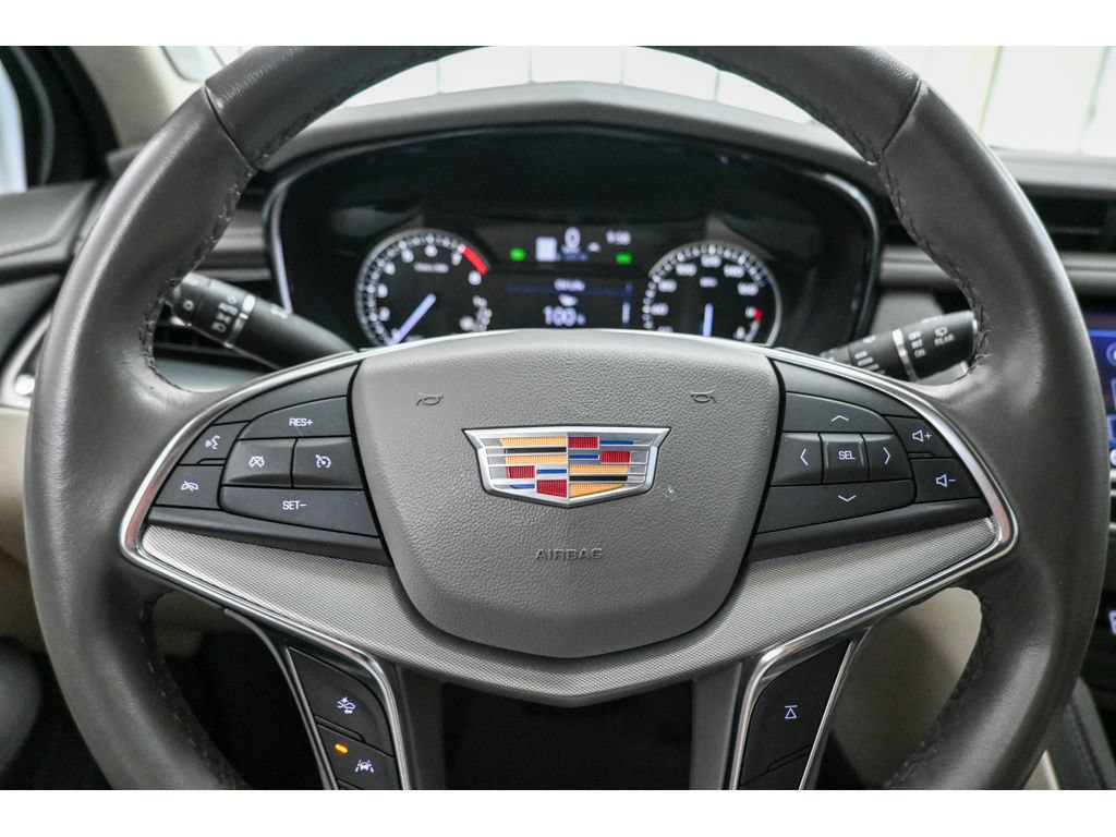 Certified 2022 Cadillac XT5 Premium Luxury FWD image 39
