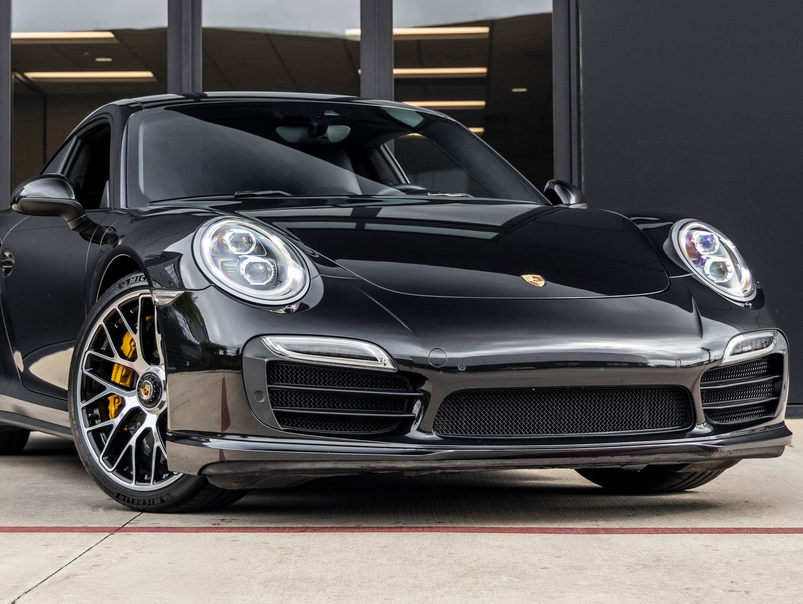 Certified 2014 Porsche 911 Turbo S image 9
