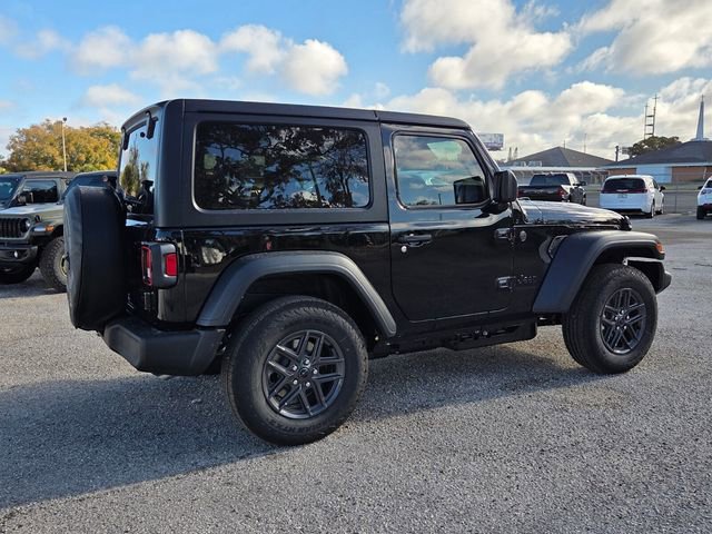 Used 2026 Jeep Wrangler Sport AWD/4WD image 7