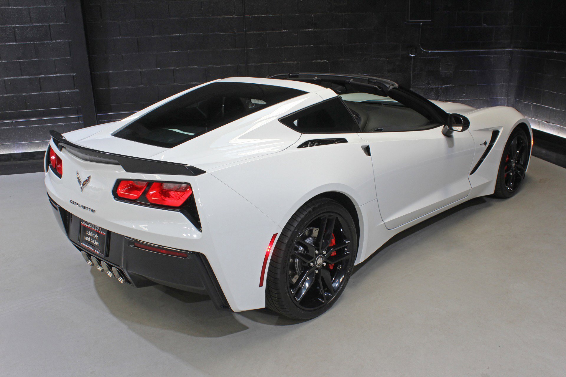 Used 2016 Chevrolet Corvette Stingray Coupe w/ 2LT Preferred Equipment Group RWD image 20