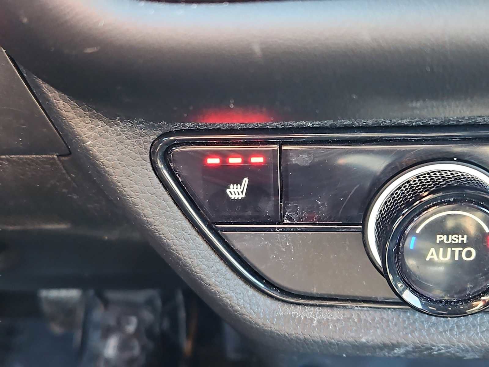 Used 2024 Honda HR-V Sport image 11