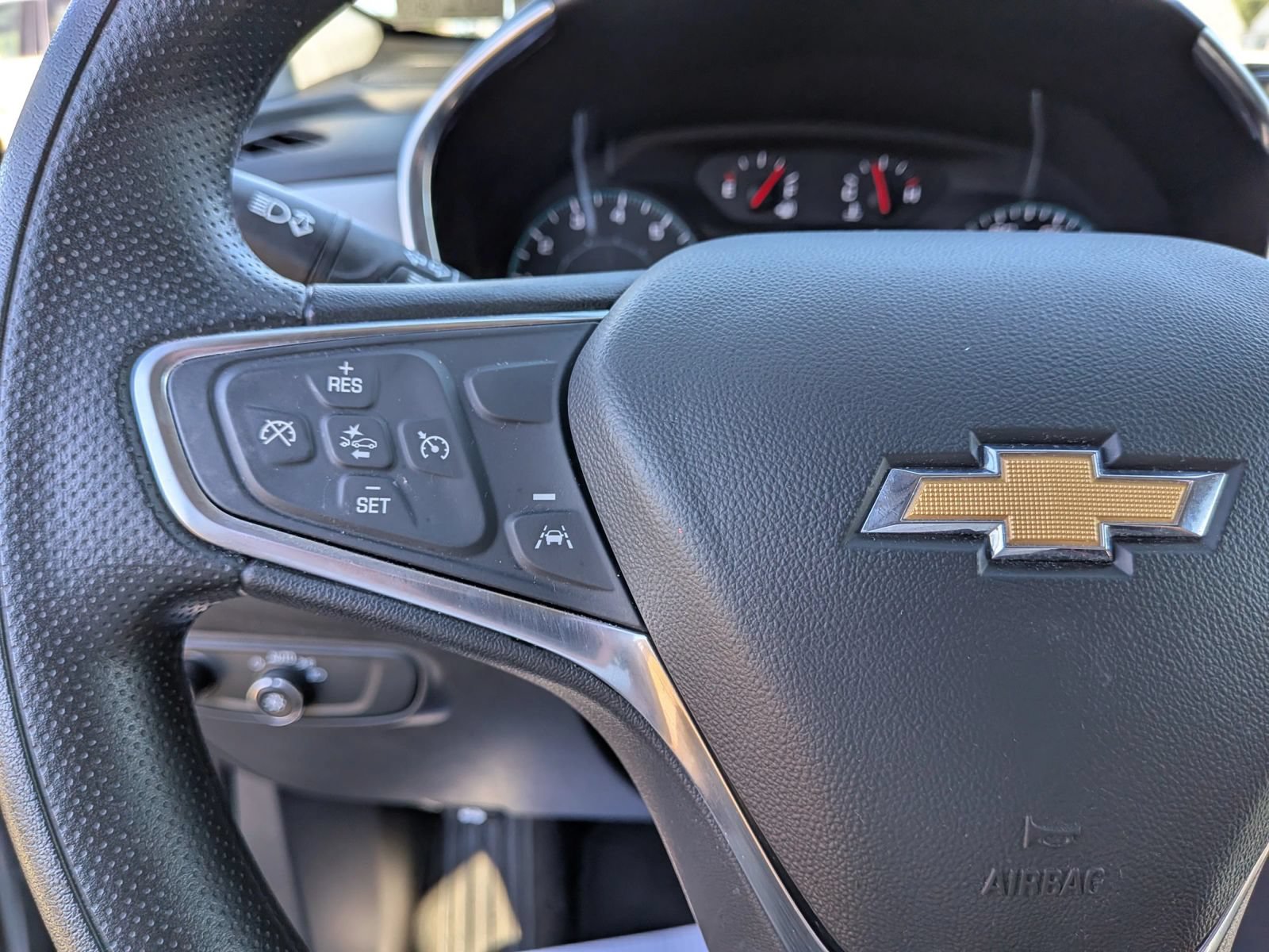 Used 2024 Chevrolet Equinox LS FWD image 42