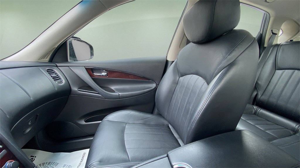 Used 2015 INFINITI QX50 Journey w/ Premium Package image 12