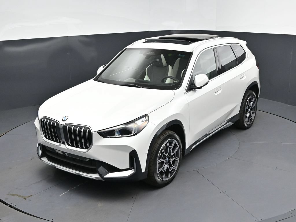 New 2026 BMW X1 xDrive28i w/ Technology Package AWD/4WD image 30