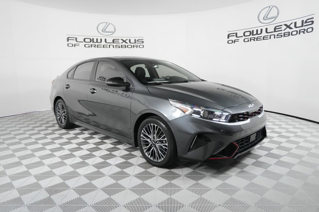 Used 2024 Kia Forte GT-Line w/ GT-Line Premium Package image 3