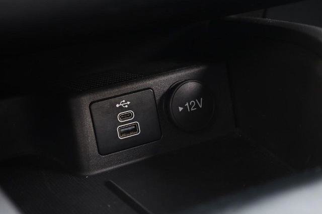 Used 2025 Ford Escape Active AWD/4WD image 15