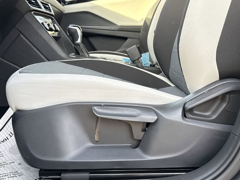 Used 2025 Volkswagen Taos S image 23