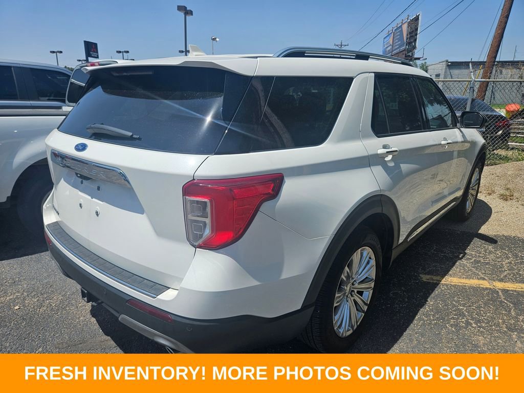 Used 2023 Ford Explorer Limited w/ Limited Technology Package RWD image 7