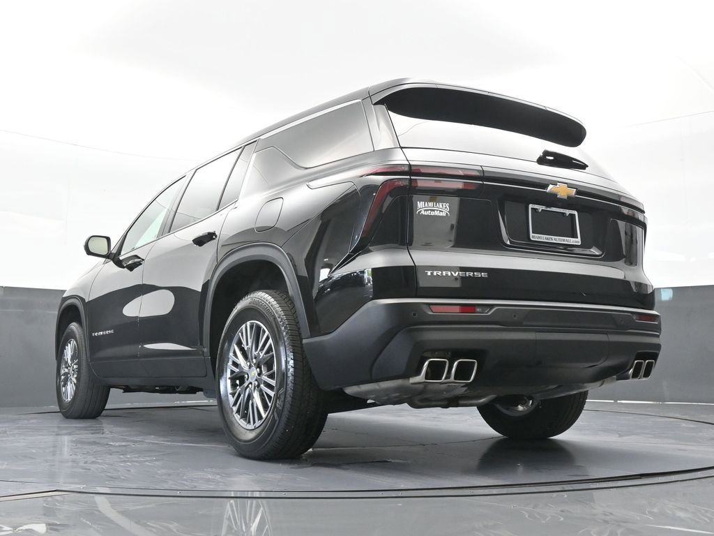 Used 2024 Chevrolet Traverse LS image 66