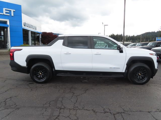 Used 2024 Chevrolet Silverado EV W/T AWD/4WD image 10