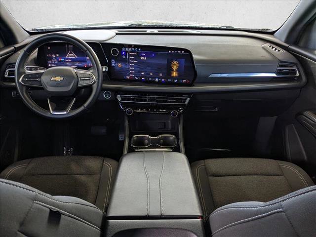 Used 2024 Chevrolet Traverse LT image 15
