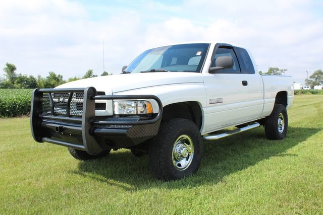 Used 1999 Dodge Ram 2500 Truck 4x4 Quad Cab image 2