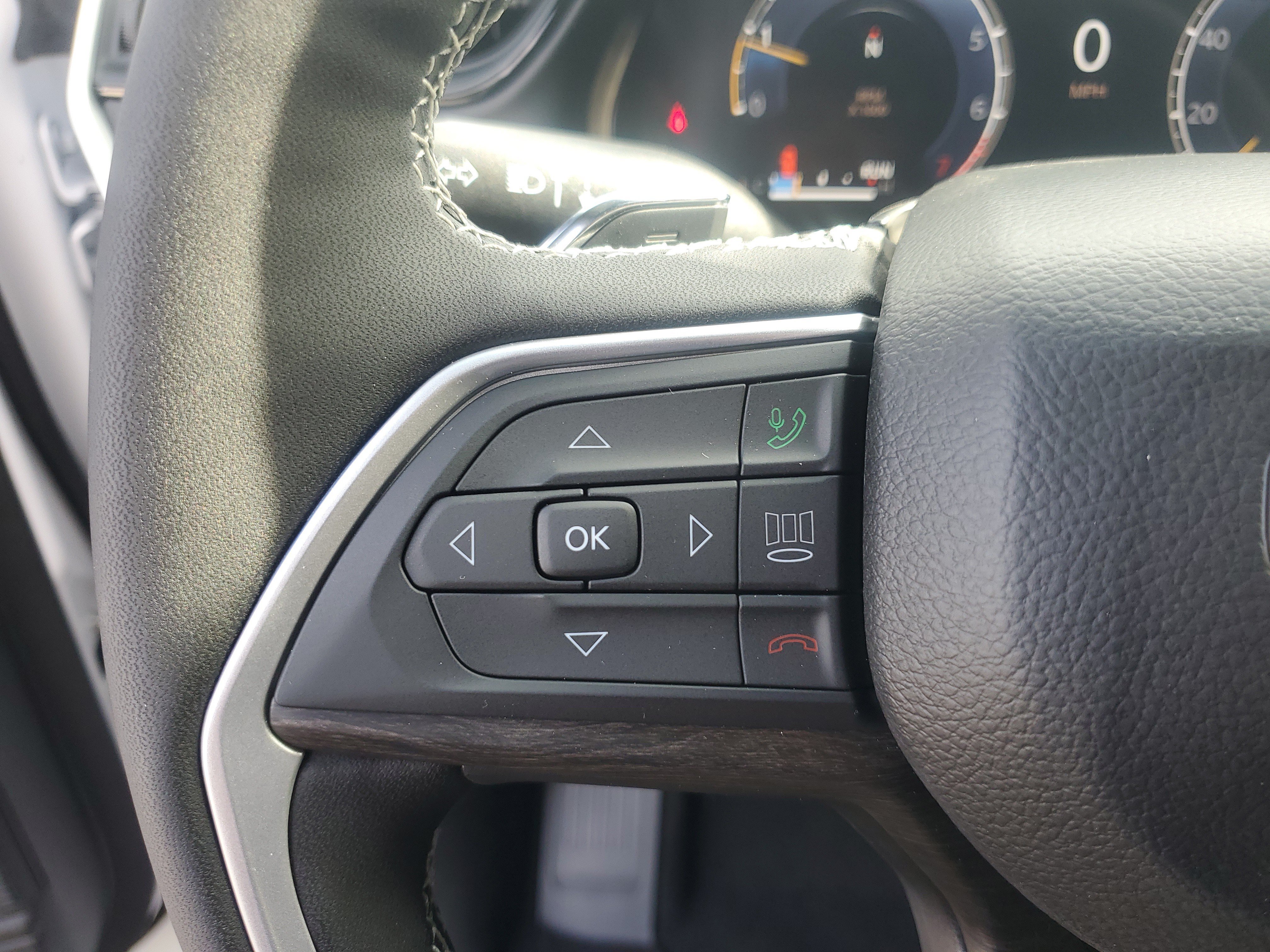 New 2026 Jeep Grand Cherokee Altitude RWD image 14