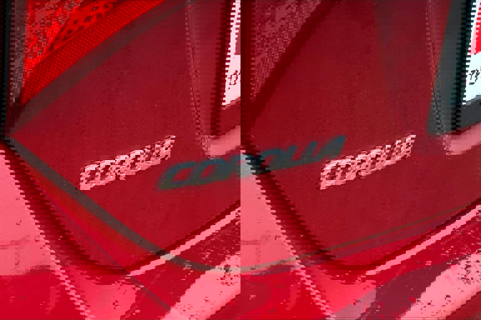 Used 2018 Toyota Corolla SE FWD image 30