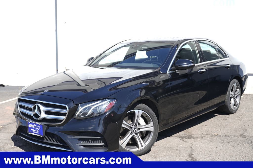 Used 2020 Mercedes-Benz E 350 4MATIC Sedan image 2