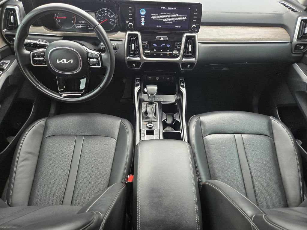 Certified 2023 Kia Sorento X-Line EX AWD/4WD image 5
