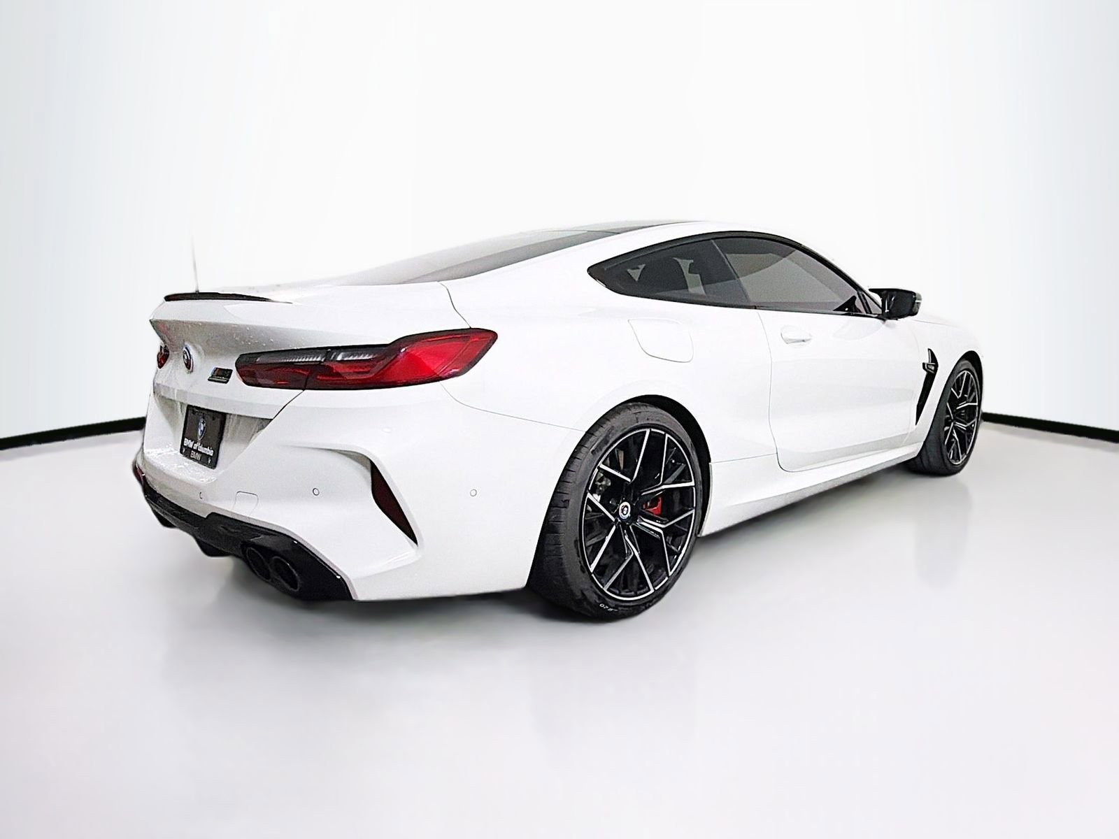 Used 2023 BMW M8 Competition w/ Driving Assistance Package image 7