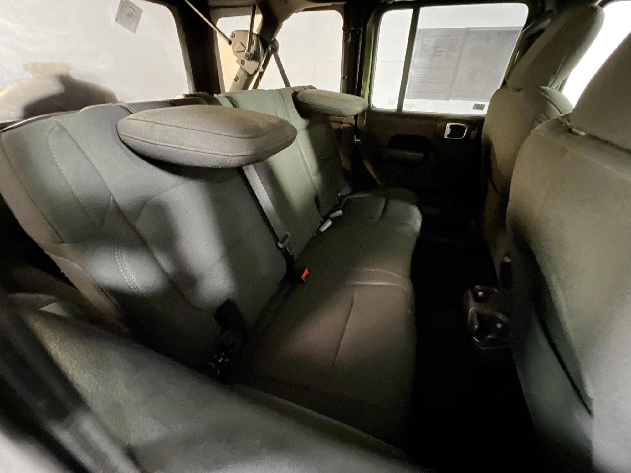 Used 2023 Jeep Wrangler Willys image 24