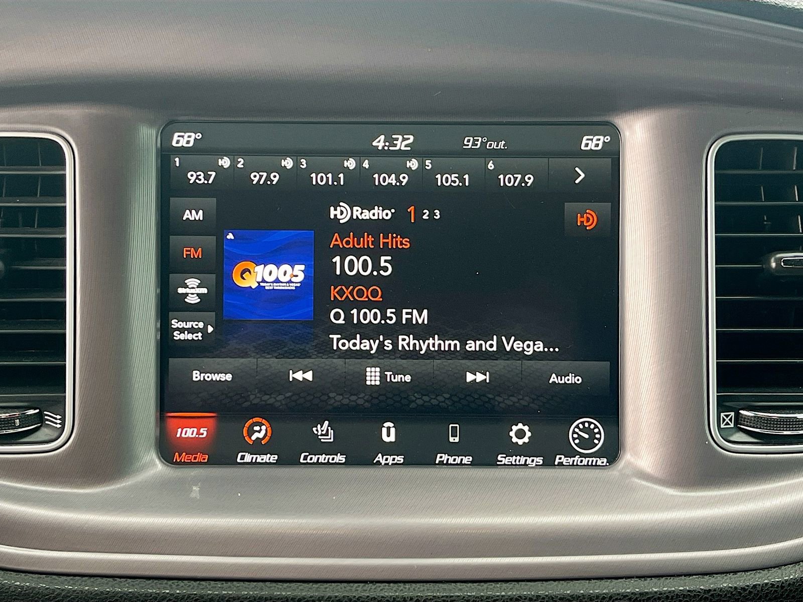 Used 2023 Dodge Charger Scat Pack image 14