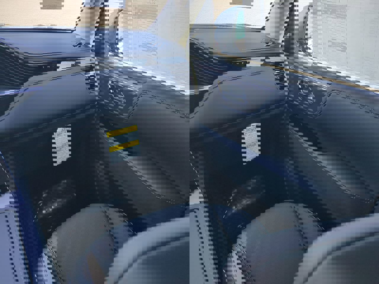 New 2026 INFINITI QX80 Luxe w/ Cargo Package image 19