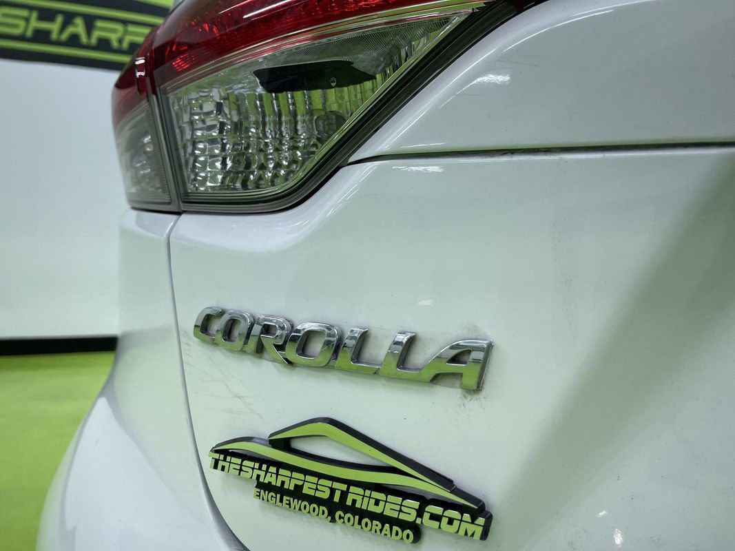 Used 2022 Toyota Corolla LE FWD image 13
