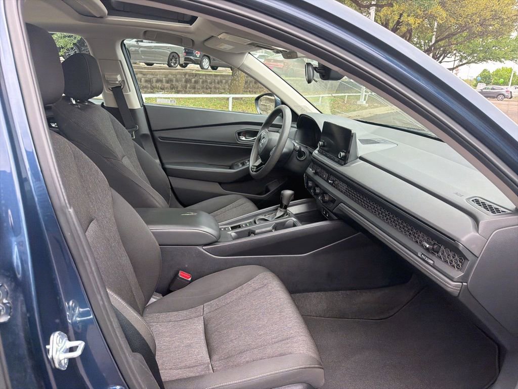 Used 2023 Honda Accord EX image 27