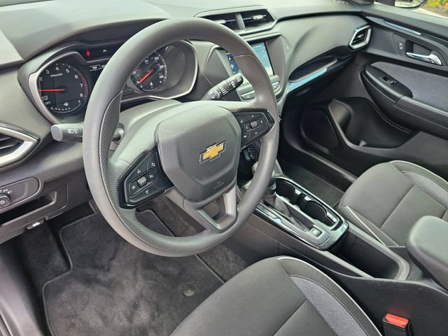 Used 2023 Chevrolet TrailBlazer LS FWD image 17
