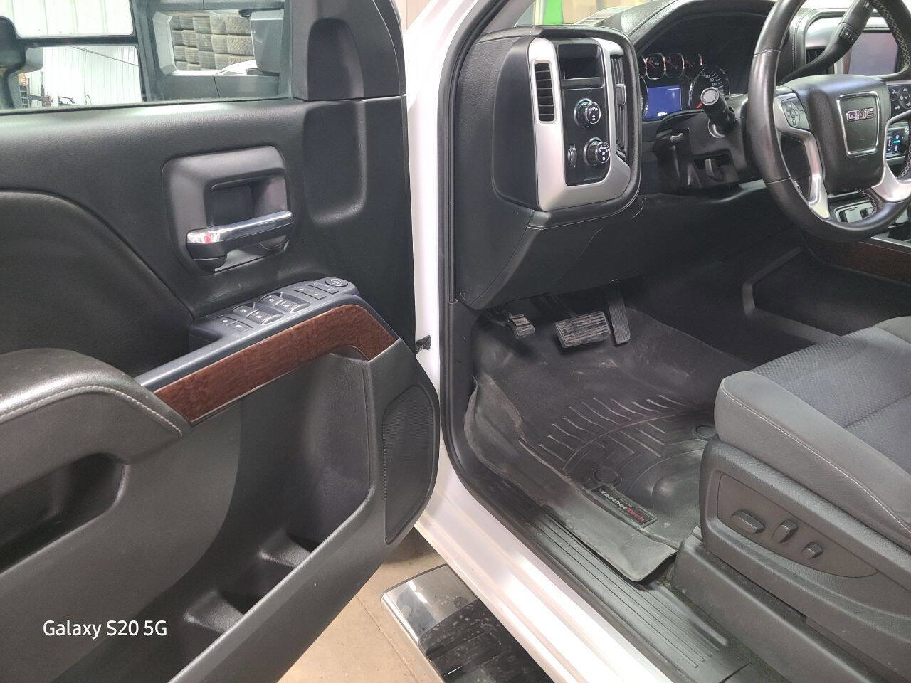 Used 2017 GMC Sierra 1500 SLE w/ SLE Value Package image 23