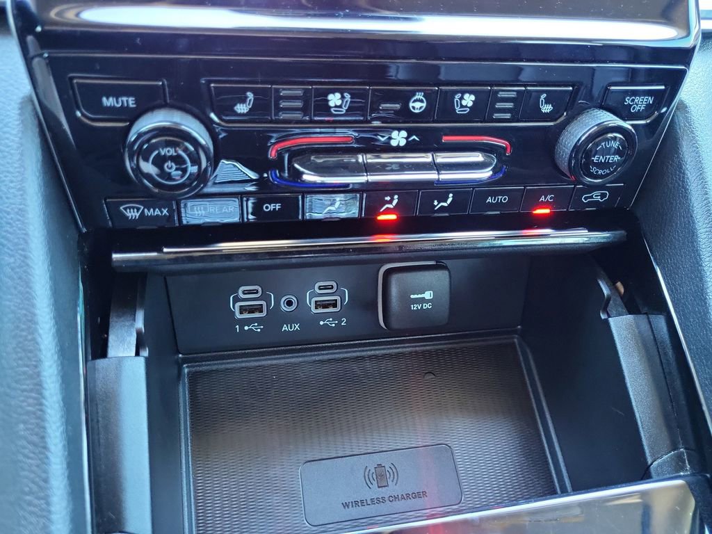 Used 2023 Jeep Grand Cherokee L Limited w/ Luxury Tech Group II image 21