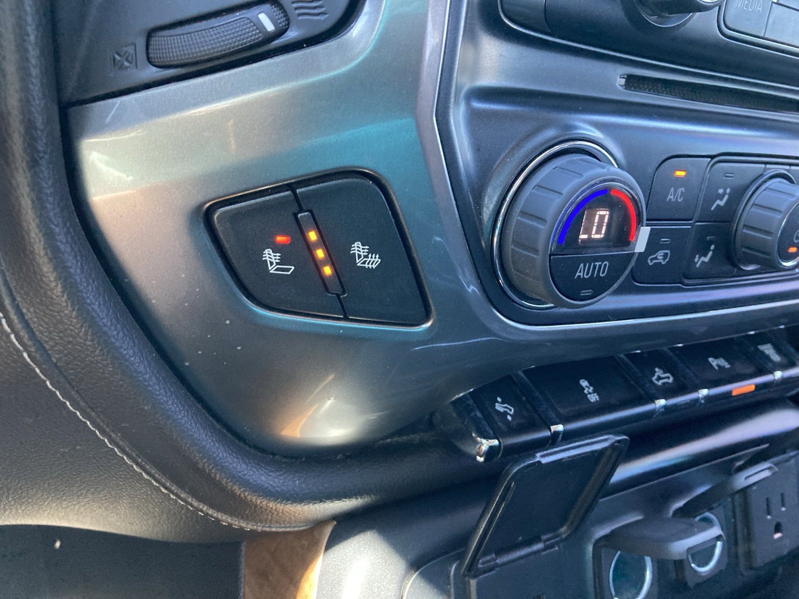 Certified 2019 Chevrolet Silverado 2500 LTZ w/ Duramax Plus Package image 26