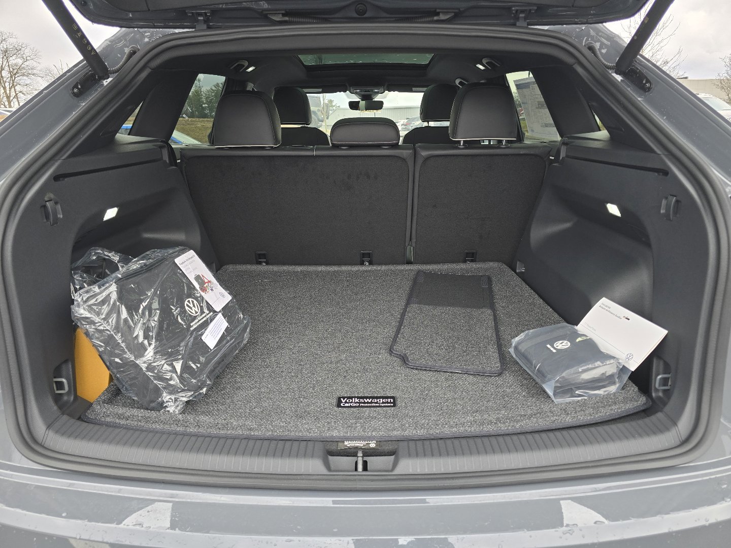 New 2026 Volkswagen Atlas Cross Sport SEL Premium R-Line image 13