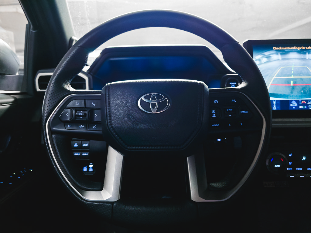 Used 2025 Toyota 4Runner Trailhunter AWD/4WD image 23