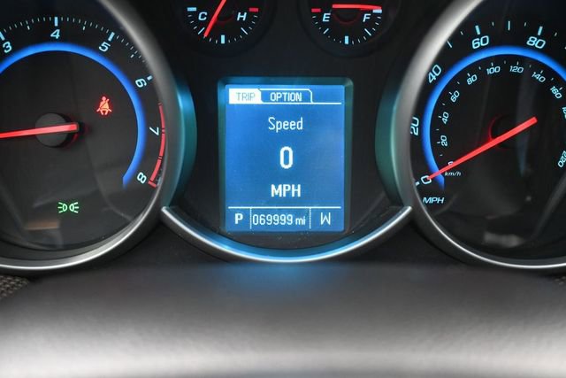 Used 2016 Chevrolet Cruze LT w/ Sun And Sound Package FWD image 32