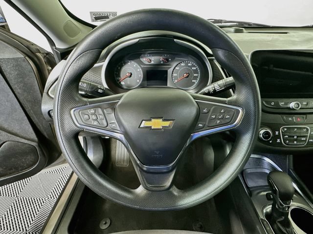 Used 2024 Chevrolet Malibu LT FWD image 13