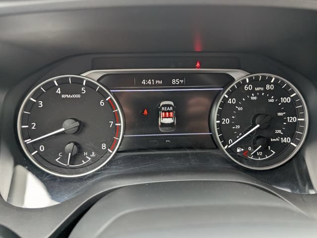 Used 2025 Nissan Rogue SV AWD/4WD image 14