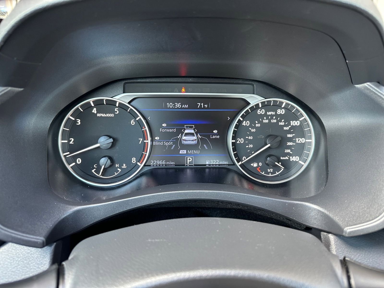 Used 2025 Nissan Altima 2.5 SV FWD image 41
