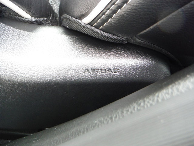 Used 2026 RAM 1500 Laramie AWD/4WD image 22