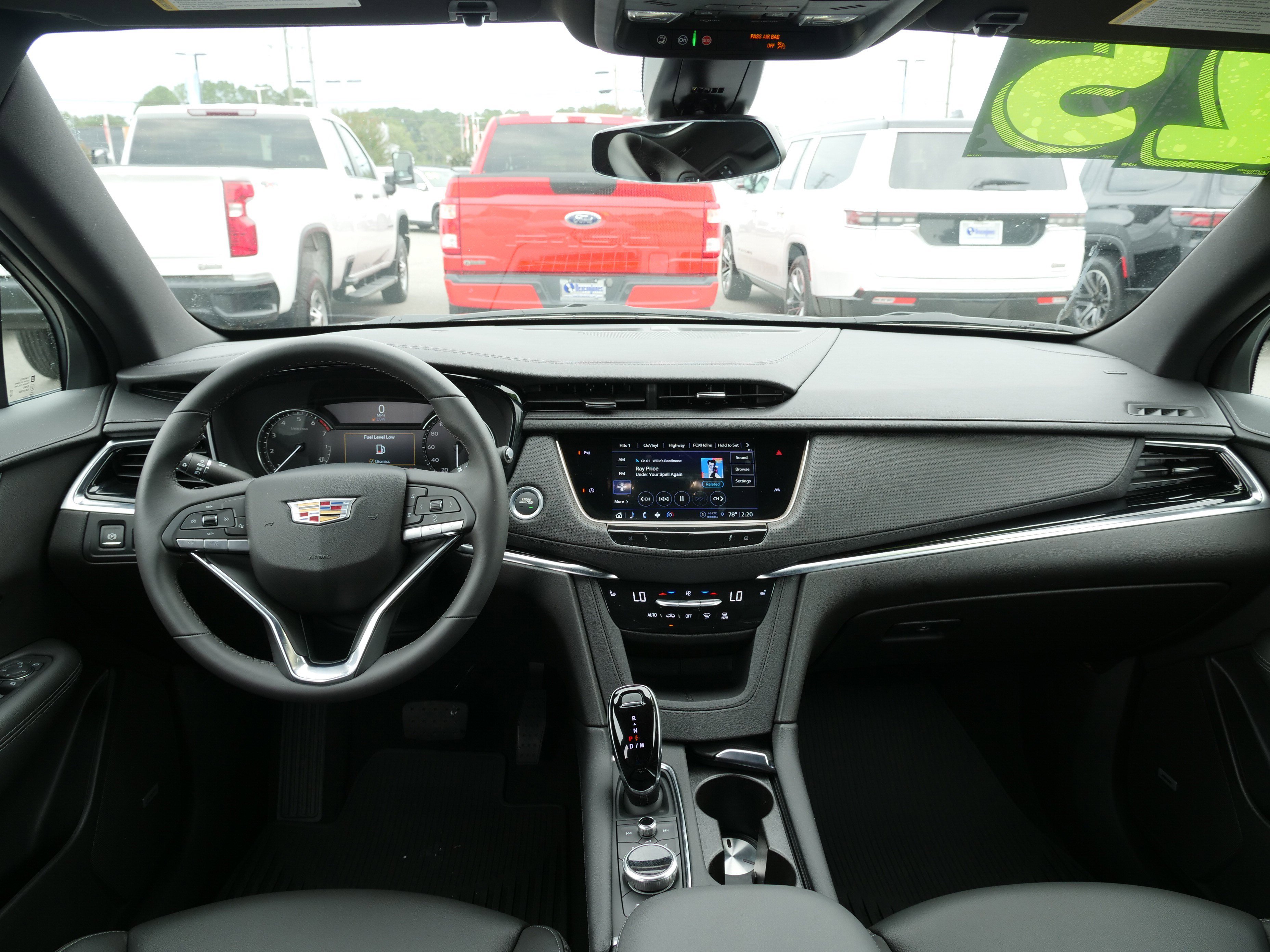 Certified 2025 Cadillac XT6 Luxury image 20