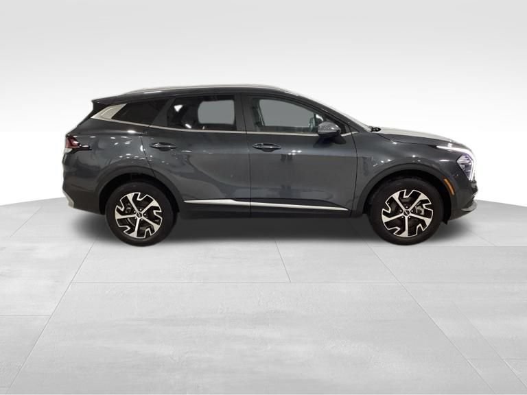 Certified 2023 Kia Sportage EX AWD/4WD image 4