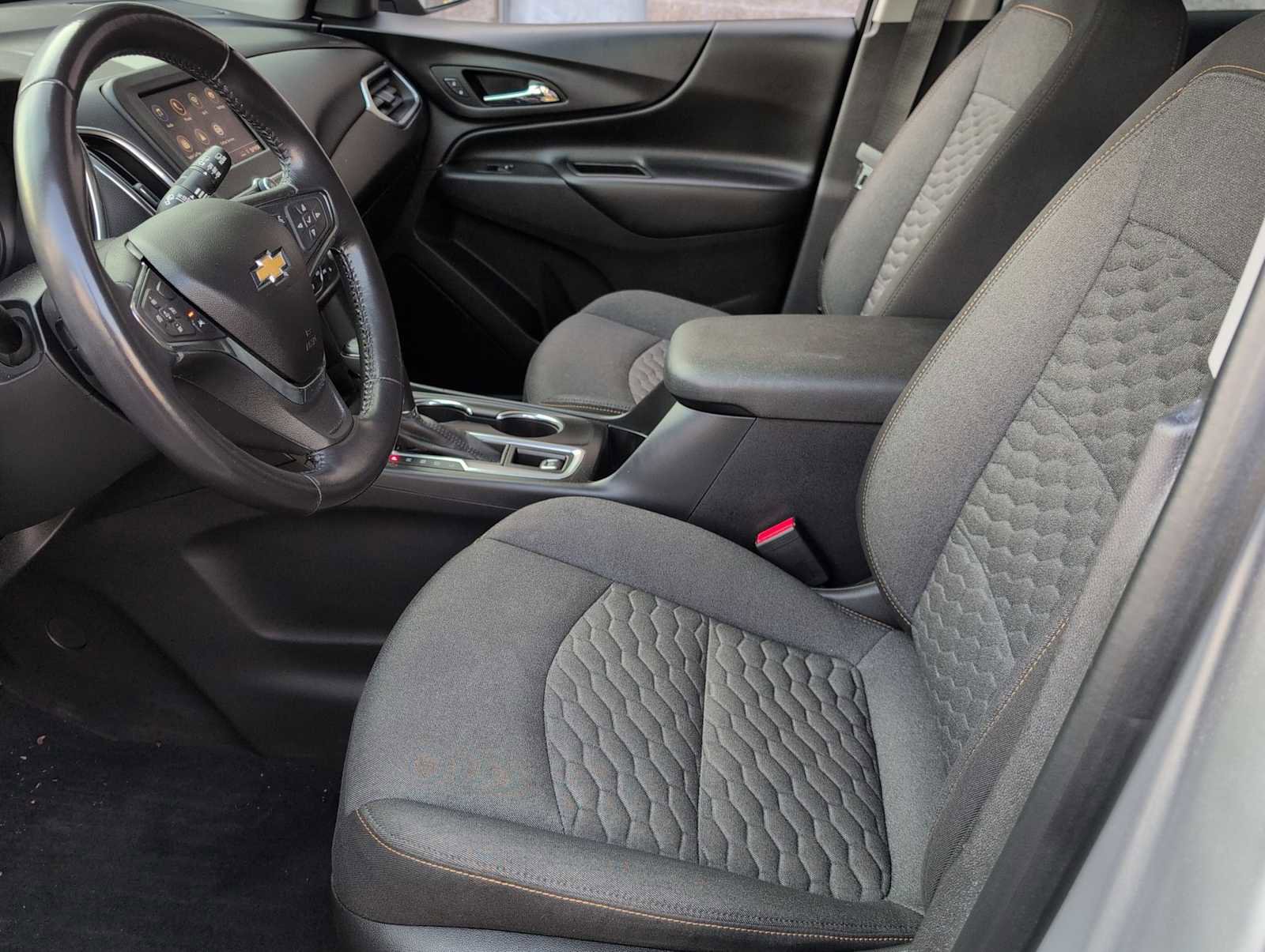 Used 2020 Chevrolet Equinox LT image 17