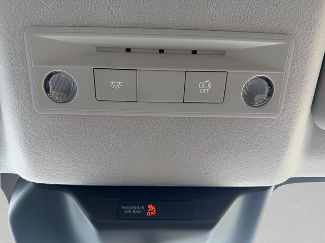 Certified 2025 Nissan Kicks SV w/ Charging Package FWD image 24
