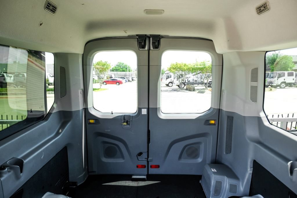 Used 2015 Ford Transit 150 XLT image 36