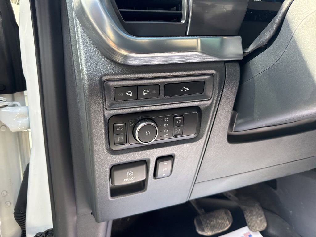 Used 2022 Ford F150 Lariat w/ Equipment Group 502A High image 13