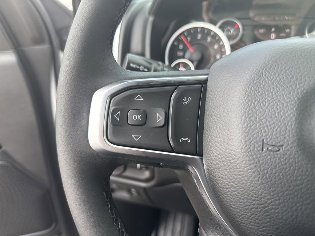 New 2026 RAM 1500 4x4 Crew Cab image 16