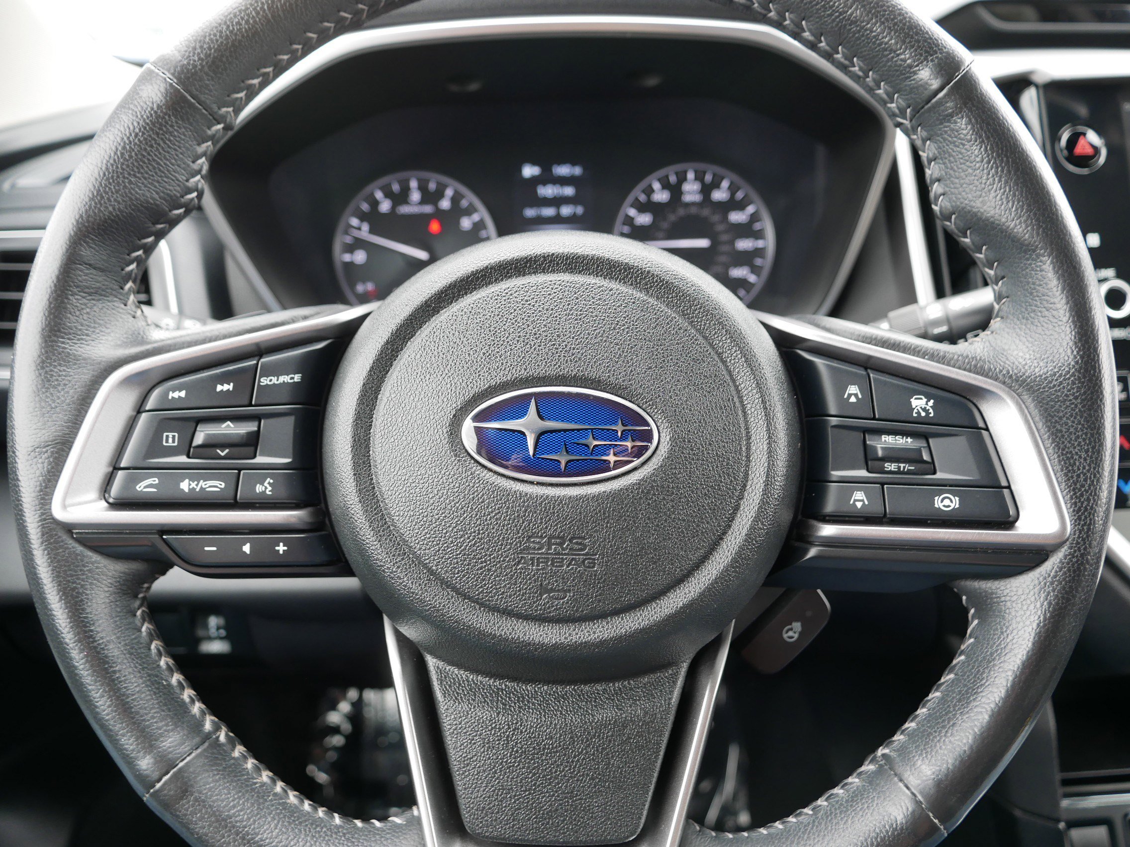 Used 2023 Subaru Ascent Limited image 25