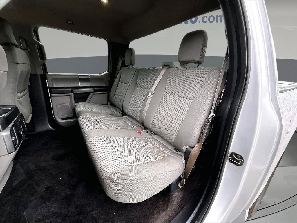 Used 2016 Ford F150 XLT w/ Equipment Group 302A Luxury AWD/4WD image 26