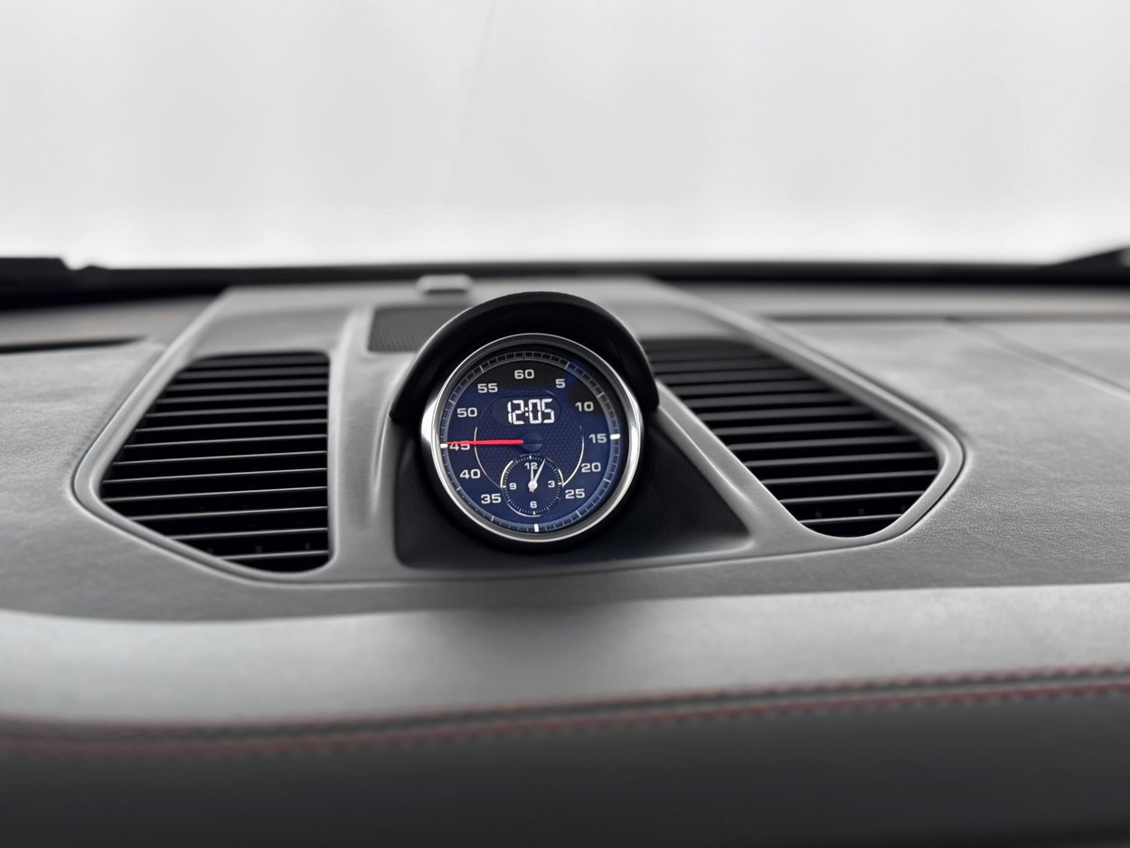 Used 2019 Porsche 911 Turbo S image 33