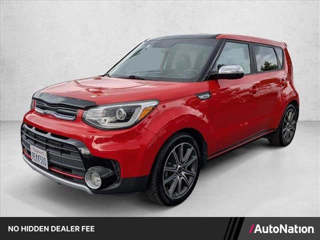 Used 2017 Kia Soul ! w/ Tech Package