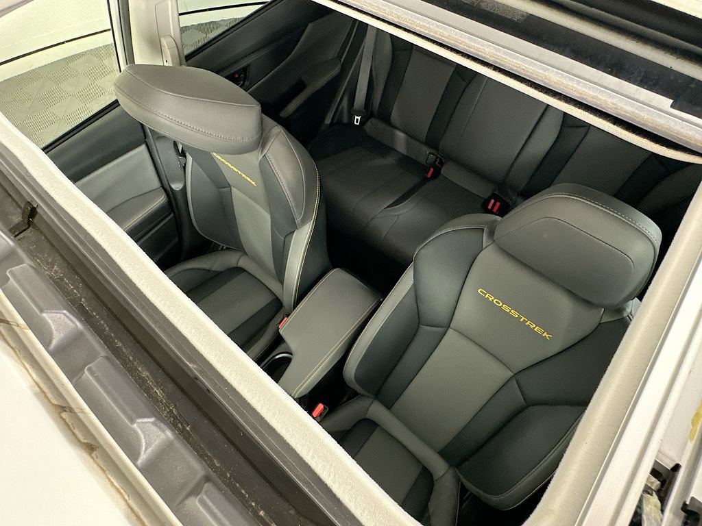 Used 2021 Subaru Crosstrek 2.5i Sport w/ Moonroof Package image 21