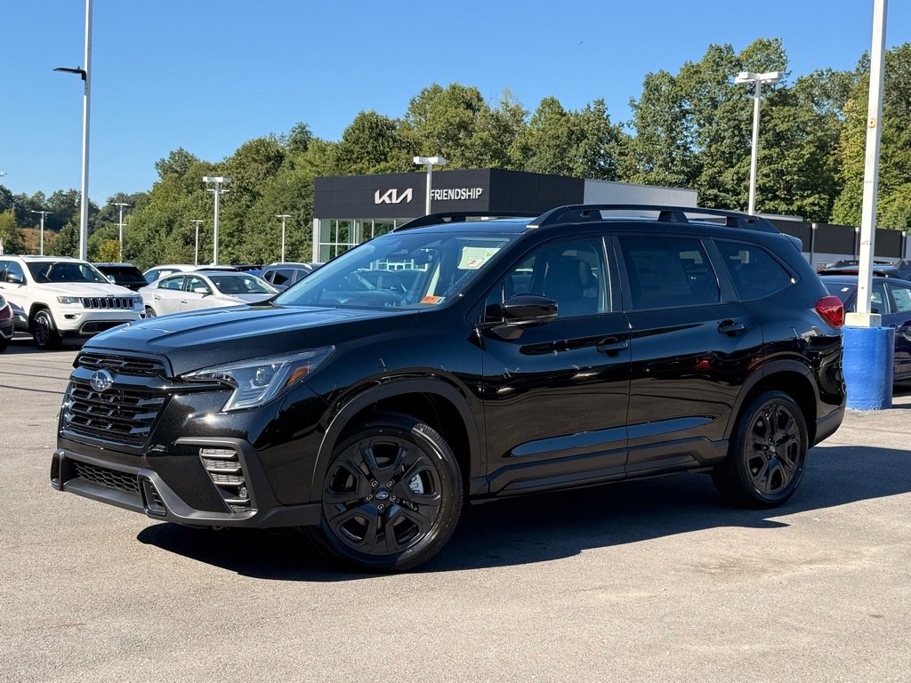 Used 2025 Subaru Ascent Bronze Edition image 2